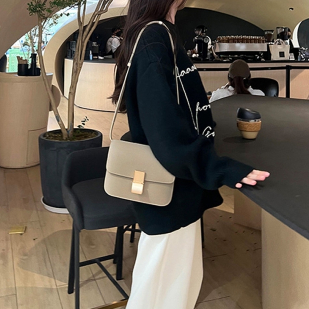 Chic Beige Crossbody Bag